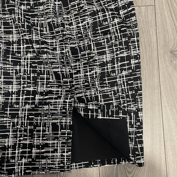 RW&CO high waisted pencil skirt - Picture 4 of 8